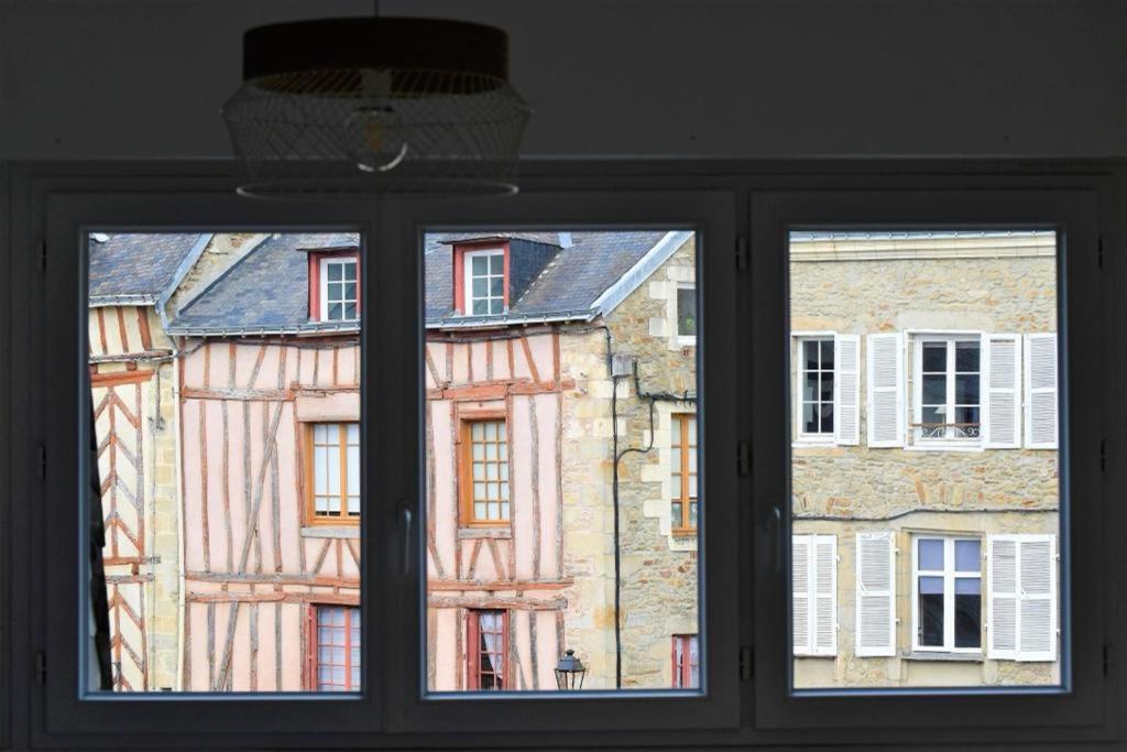 Laroche Grand Duplex Dans Le Centre Historique Avec Garage Lejlighed Vannes Eksteriør billede