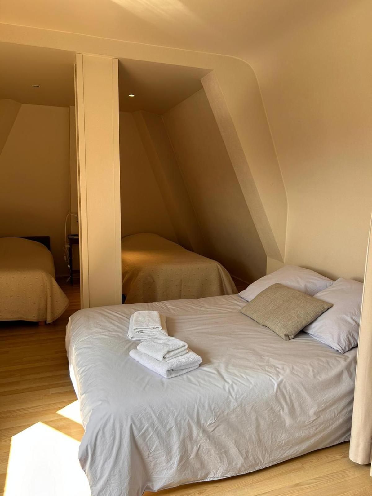 Laroche Grand Duplex Dans Le Centre Historique Avec Garage Lejlighed Vannes Eksteriør billede