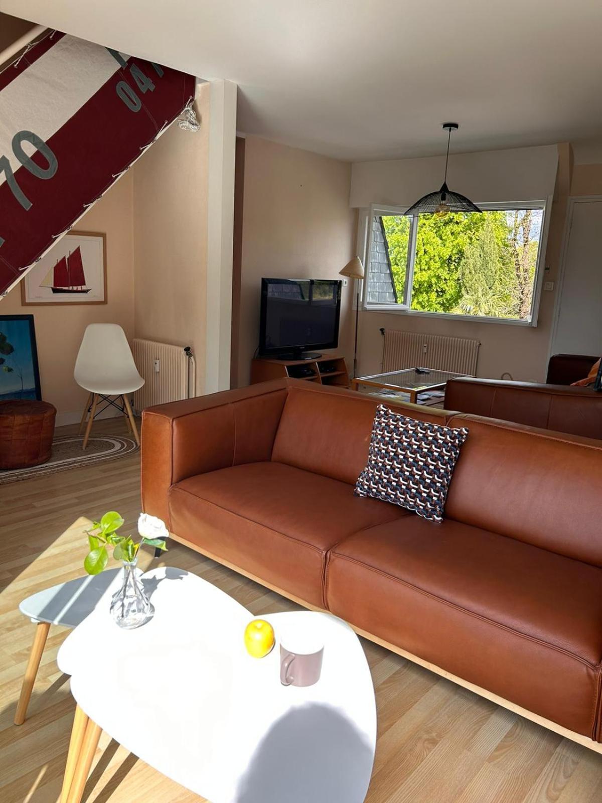 Laroche Grand Duplex Dans Le Centre Historique Avec Garage Lejlighed Vannes Eksteriør billede